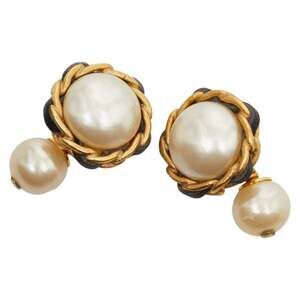 Chanel Vintage Cufflinks Gold And Black #229121C59B